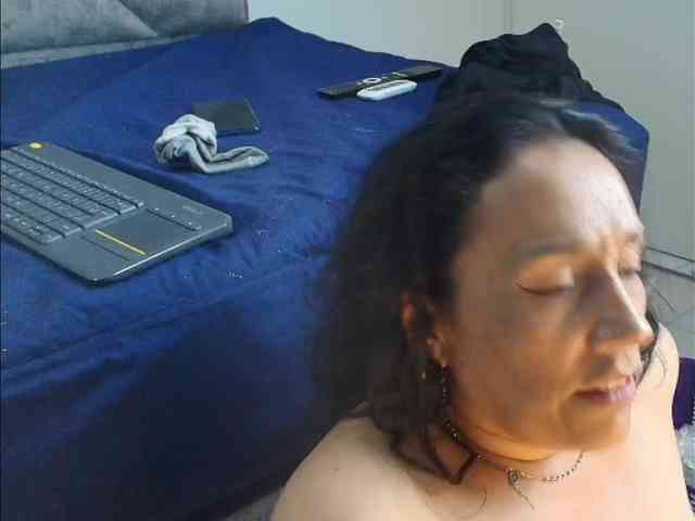 ShanteyLaurent webcam