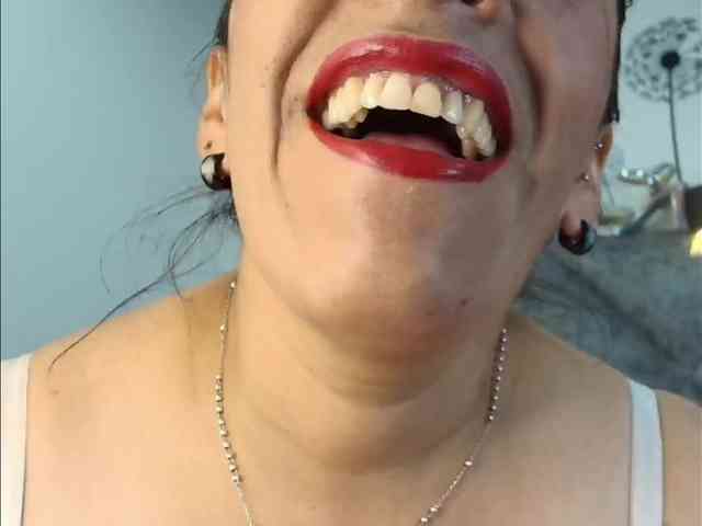 ShanteyLaurent webcam
