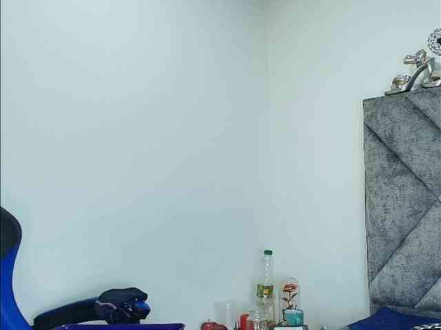 ShanteyLaurent webcam