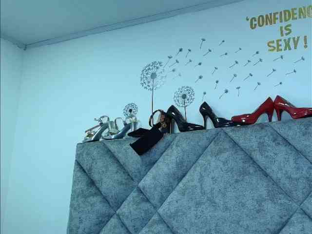 ShanteyLaurent webcam