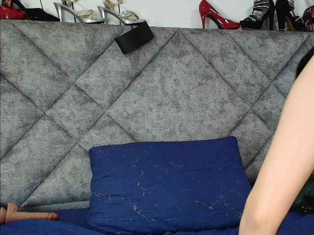 ShanteyLaurent webcam