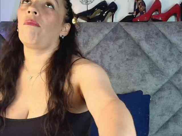 ShanteyLaurent webcam