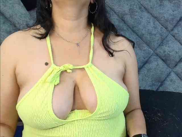 ShanteyLaurent webcam