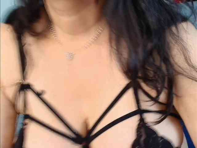 ShanteyLaurent webcam