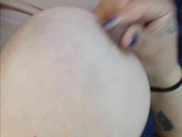 ShanteyLaurent webcam