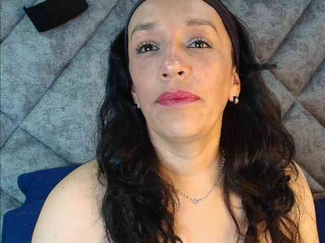 ShanteyLaurent webcam