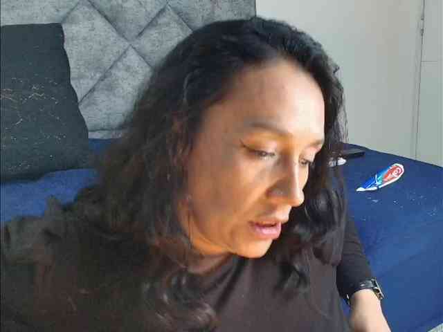 ShanteyLaurent webcam