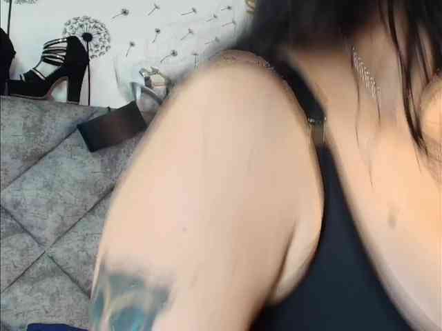 ShanteyLaurent webcam