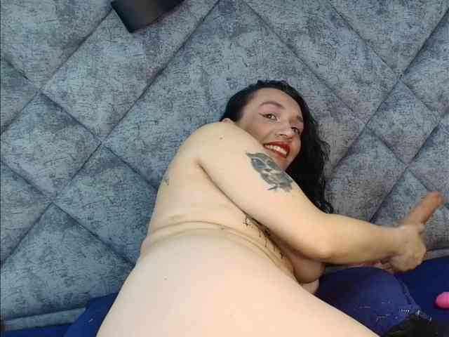 ShanteyLaurent webcam