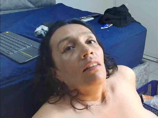 ShanteyLaurent webcam