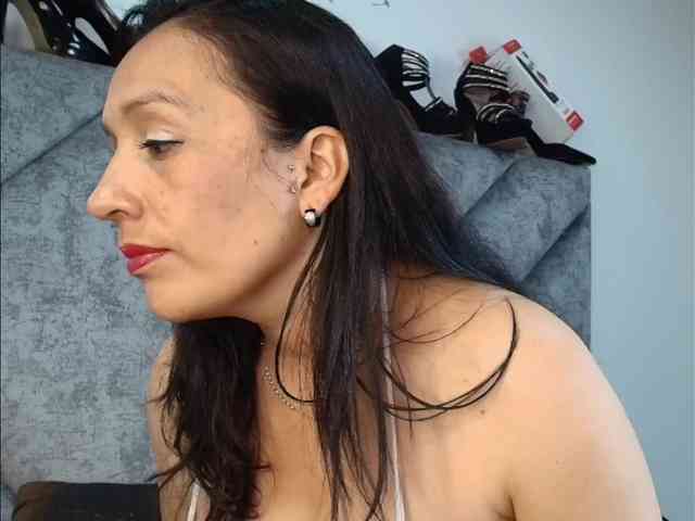 ShanteyLaurent webcam