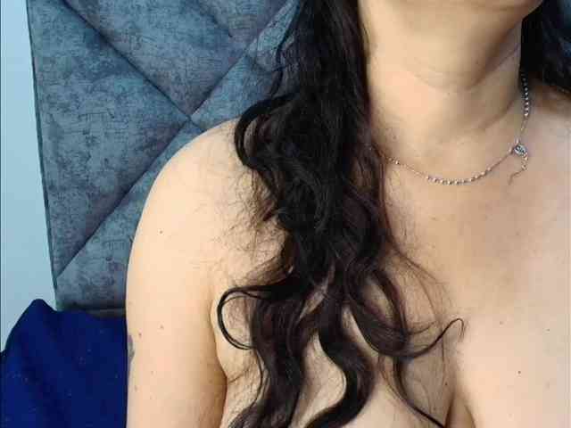 ShanteyLaurent webcam