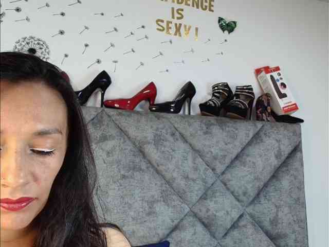 ShanteyLaurent webcam