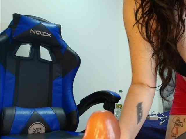 ShanteyLaurent webcam