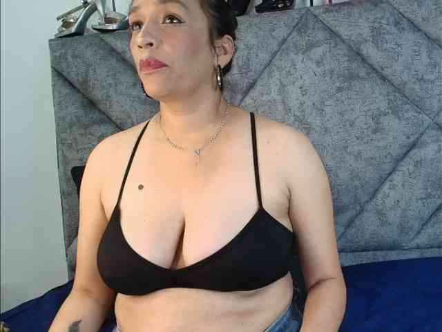 ShanteyLaurent webcam