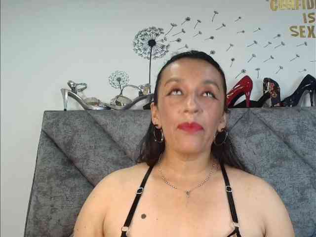ShanteyLaurent webcam
