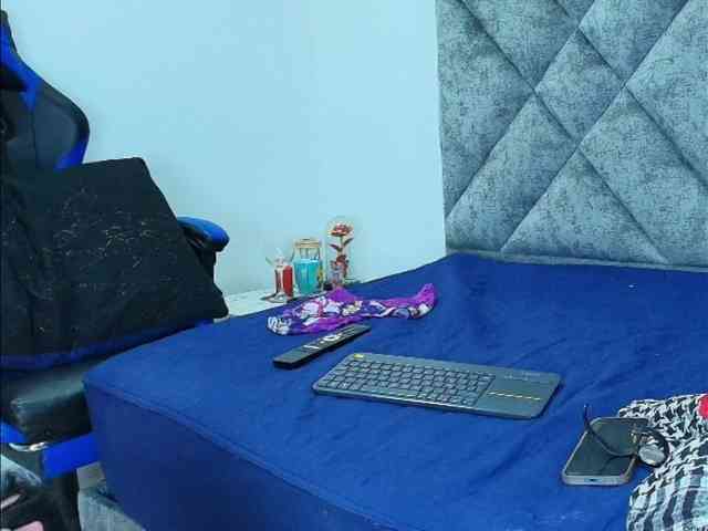 ShanteyLaurent webcam