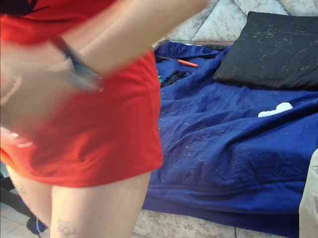 ShanteyLaurent webcam