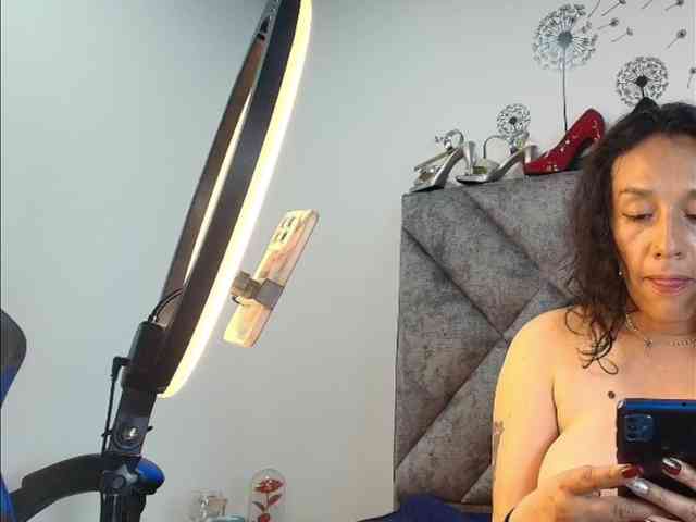 ShanteyLaurent webcam
