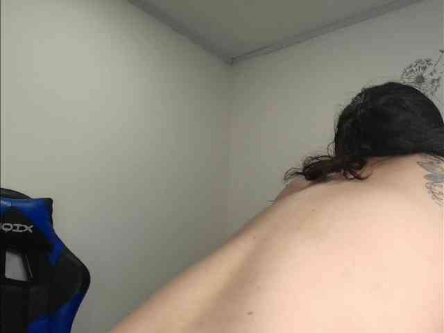 ShanteyLaurent webcam
