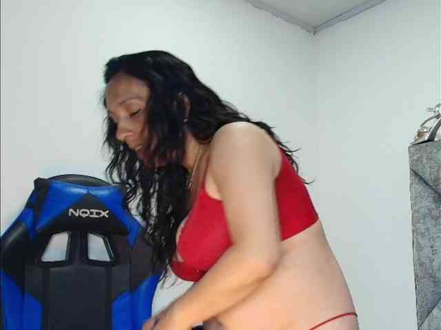 ShanteyLaurent webcam