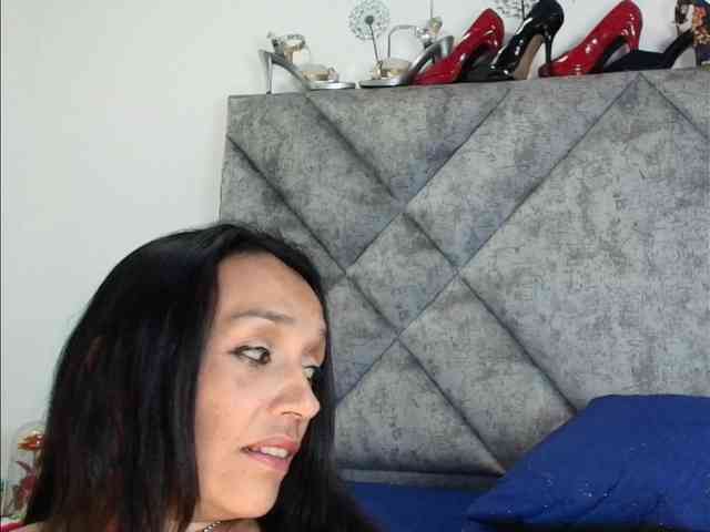 ShanteyLaurent webcam