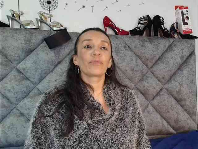 ShanteyLaurent webcam