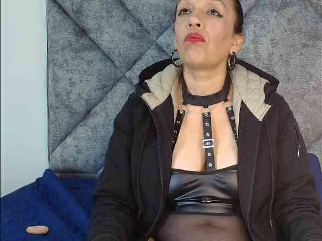 ShanteyLaurent webcam