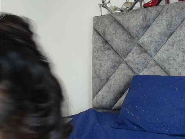 ShanteyLaurent webcam