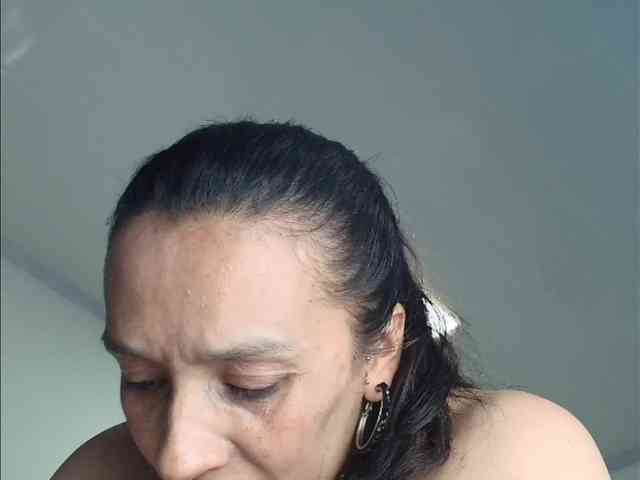 ShanteyLaurent webcam