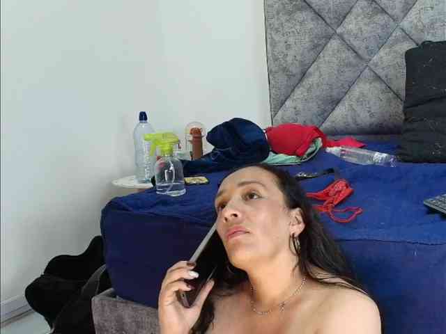 ShanteyLaurent webcam