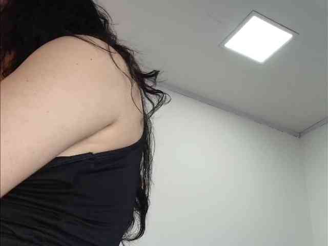 ShanteyLaurent webcam