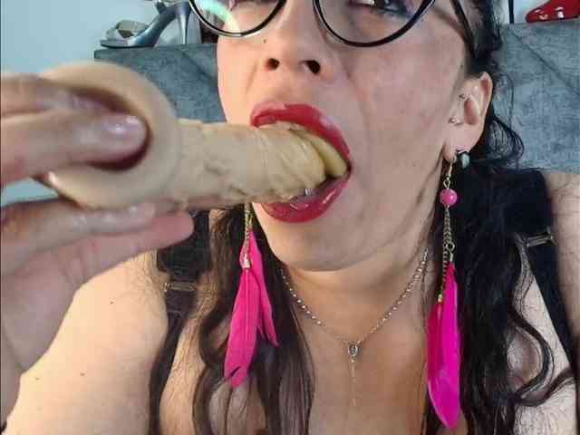 ShanteyLaurent webcam
