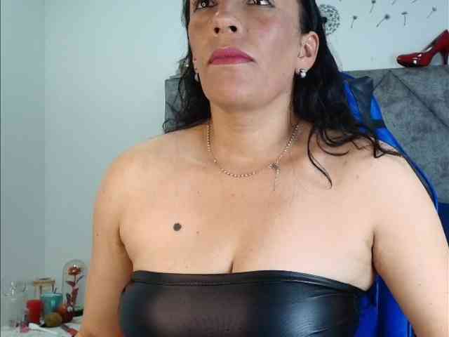 ShanteyLaurent webcam