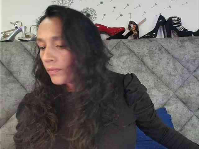 ShanteyLaurent webcam