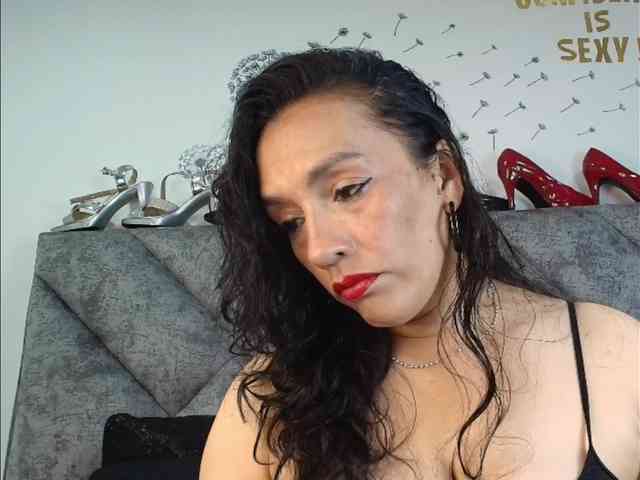 ShanteyLaurent webcam