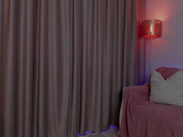 AlessandraCrystal live cam on BongaCams