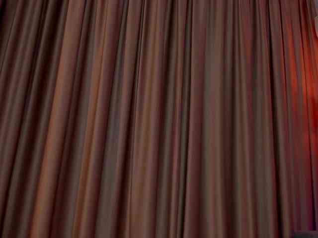 AlessandraCrystal webcam