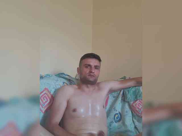 Suarez-5 Sex Cam Show