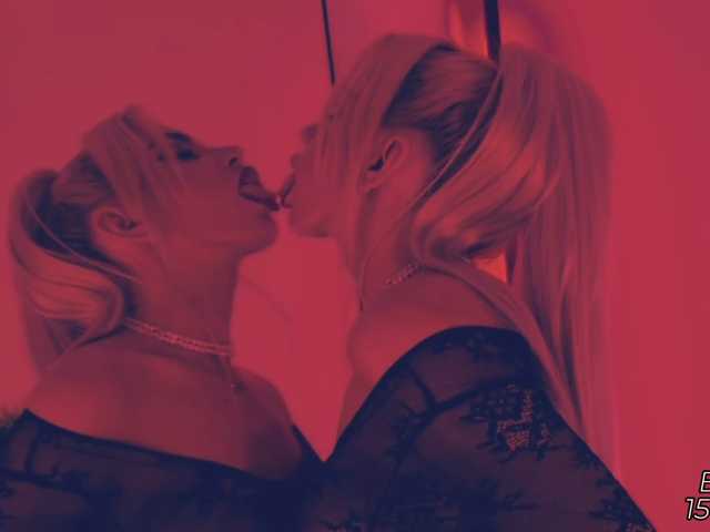 Devil2222 live cam on BongaCams