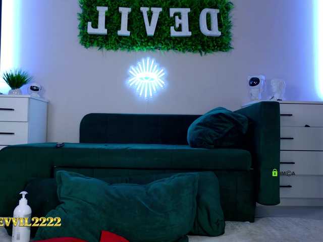 Devil2222 live cam
