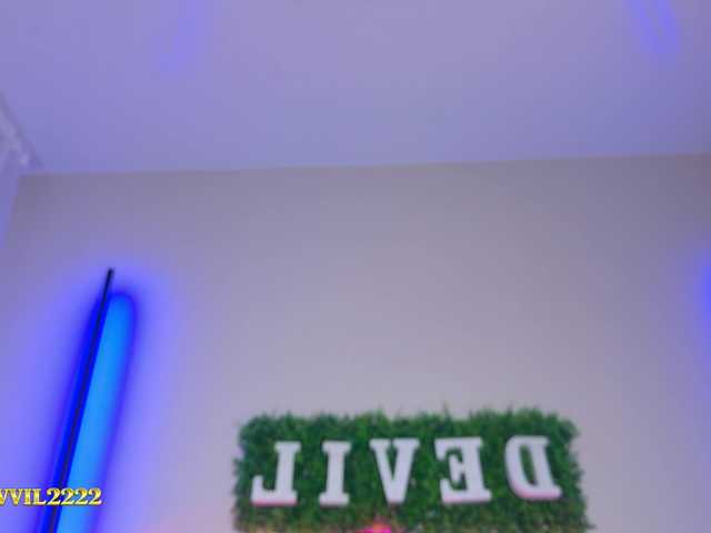 Devil2222 live cam on BongaCams