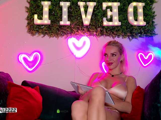 Devil2222 live cam