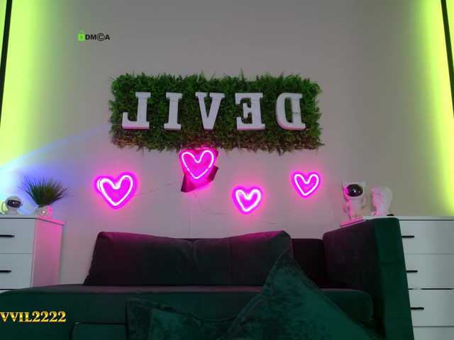 Devil2222 live cam on BongaCams