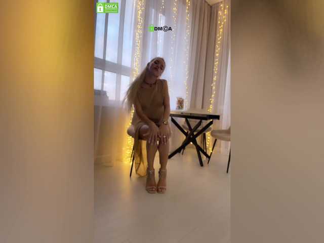 Devil2222 live cam on BongaCams