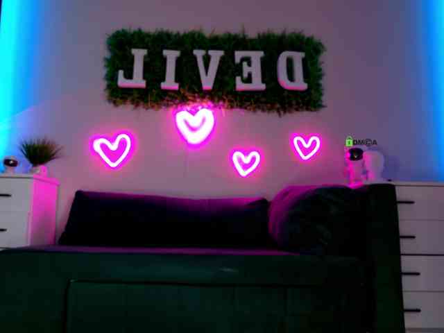 Devil2222 webcam