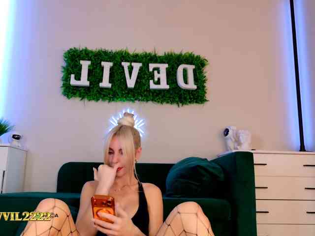 Devil2222 webcam