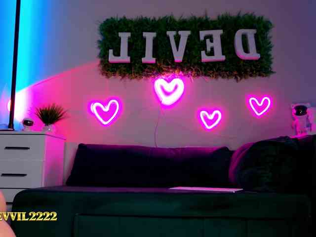 Devil2222 webcam