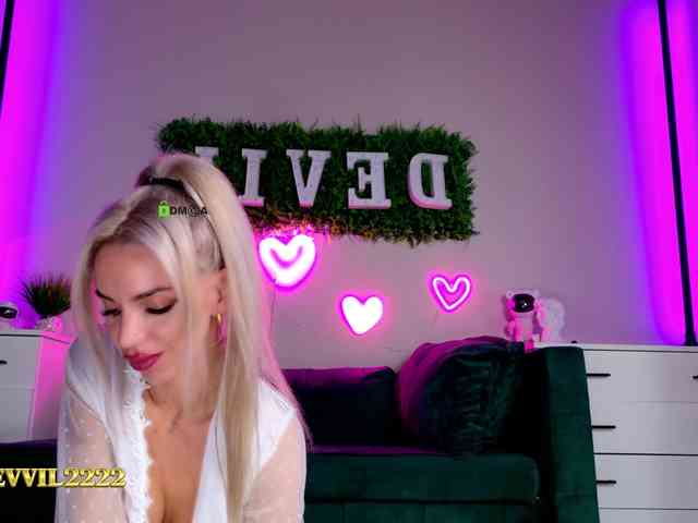 Devil2222 webcam