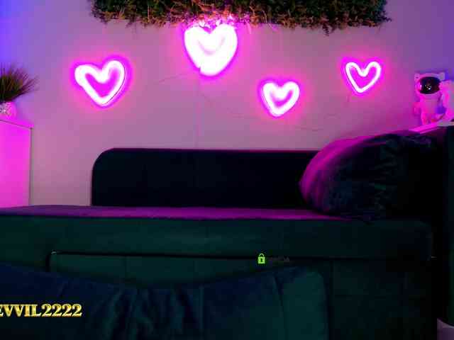 Devil2222 webcam